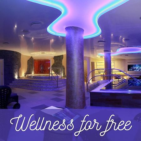 Hotel Ambiente Wellness & Spa Karlovy Vary Exterior foto