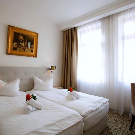 Hotel Ambiente Wellness & Spa Karlovy Vary Exterior foto