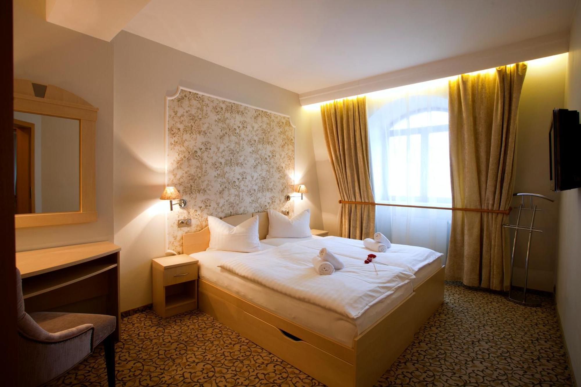 Hotel Ambiente Wellness & Spa Karlovy Vary Exterior foto