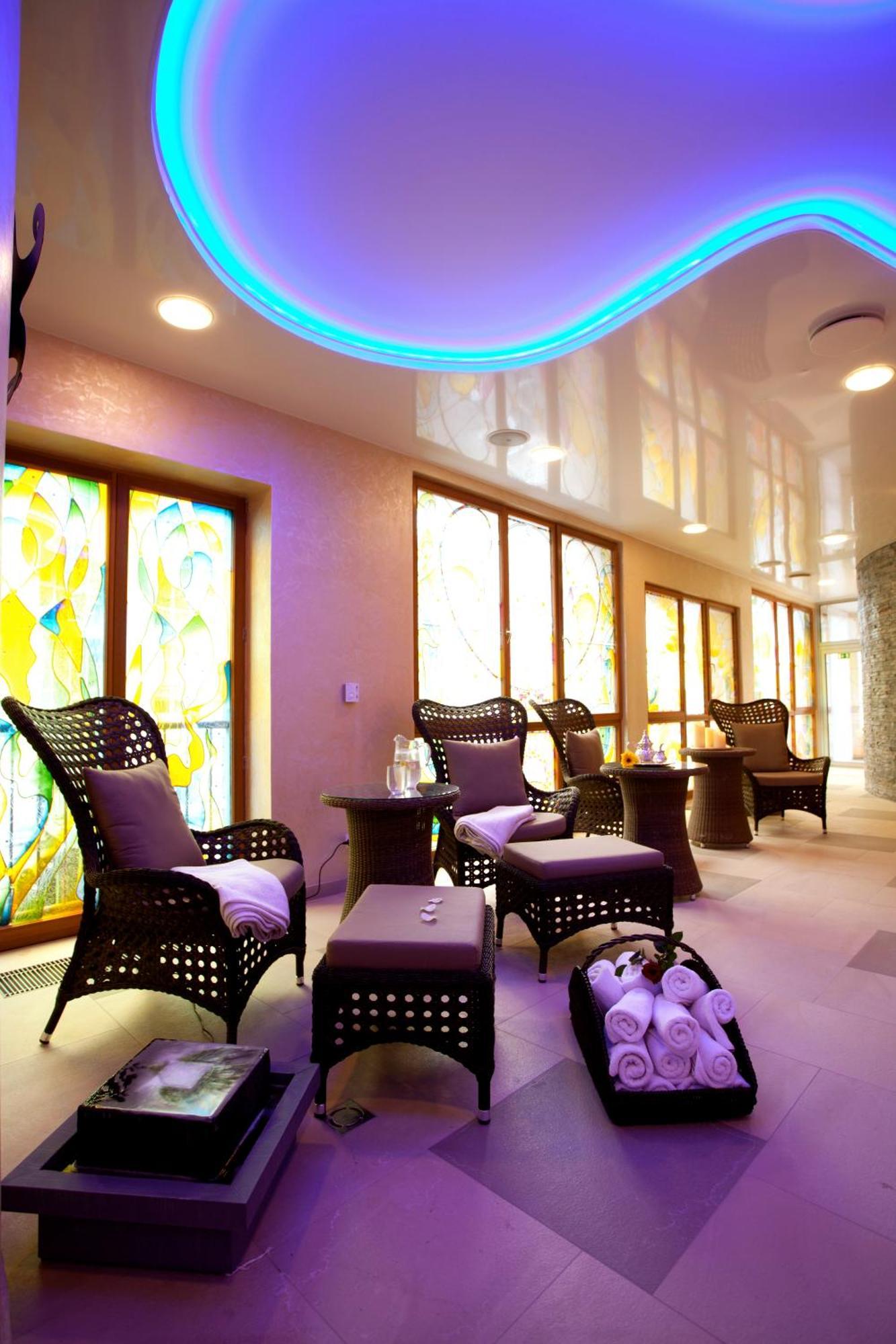 Hotel Ambiente Wellness & Spa Karlovy Vary Exterior foto